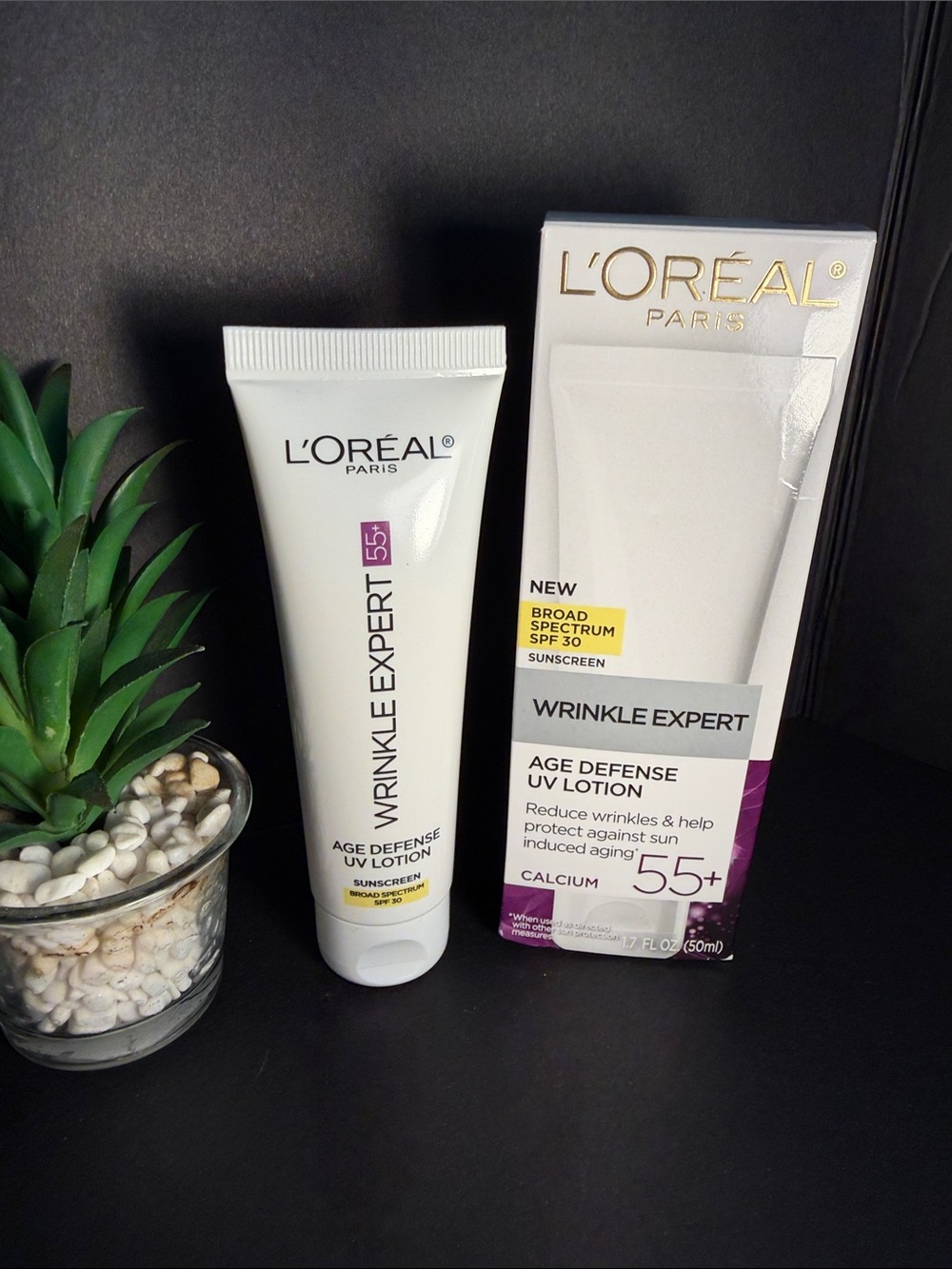 L’Oréal Wrinkle Expert Age Defense UV Lotion SPF 30 - White